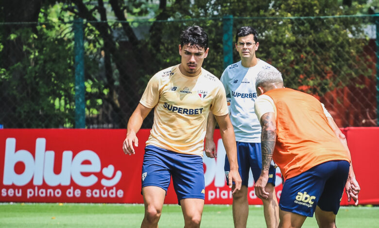 Após perder por 3 a 1 em casa, elenco treina forte e foca a decisão com o Botafogo na Libertadores - Crédito: Erico Leonan / saopaulofc.net