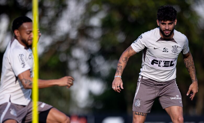 Elenco treina forte para tentar tirar o Timão da zona da degola - Crédito: Rodrigo Coca/Agência Corinthians