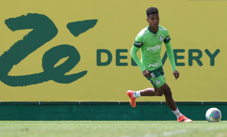 Vanderlan ganha oportunidade e deve ser a escolha de Abel para entrar como titular contra o Vasco - Crédito: Cesar Greco/Palmeiras/by Canon