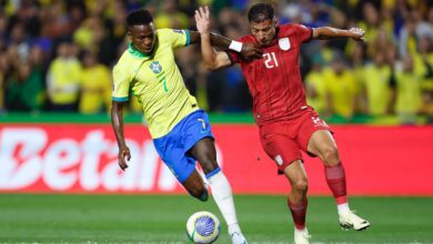 Vini Jr. até tentou, mas sua atuação ficou abaixo do que tem apresentado no Real Madrid - Crédito: Rafael Ribeiro/CBF