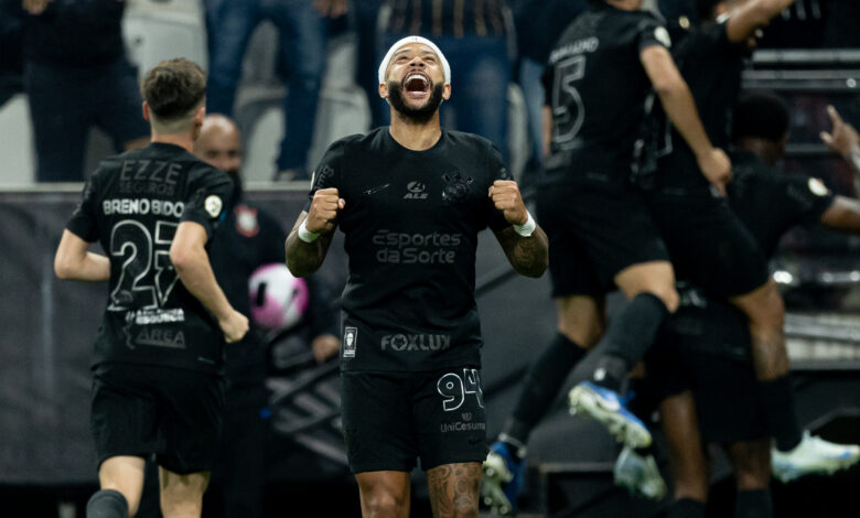 Holandês Memphis Depay estreia em Itaquera e marca seu primeiro gol - Crédito: Rodrigo Coca/Agência Corinthians