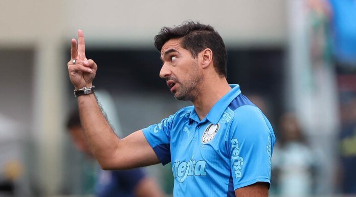 Abel precisa que seu time vença os dois jogos restantes e torcer para tropeços do Botafogo-RJ - Crédito: Cesar Greco/Palmeiras/by Canon