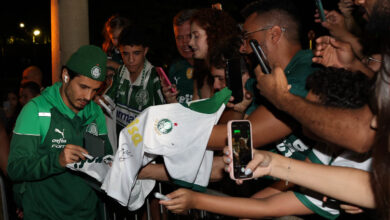 Em busca do tri inédito, jogadores do Palmeiras desembarcaram em Goiânia, na noite de sexta-feira (22), para se concentrar no hotel antes da partida contra o Dragão - Crédito: Cesar Greco/Palmeiras/by Canon