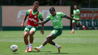 Marcos Rocha deve ser o substituto de Mayke na lateral e Dudu ganha força para ocupar a vaga de Felipe Anderson - Crédito: Cesar Greco/Palmeiras/by Canon)