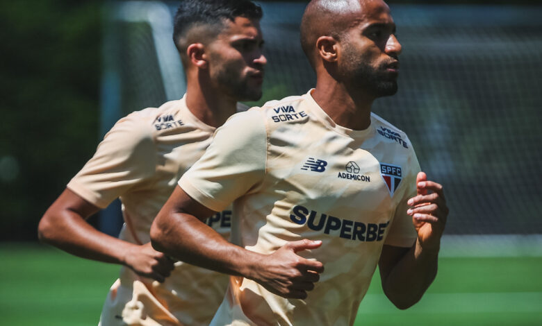 Elenco mantém foco nos treinos intensos para buscar a vaga direta da competição continental - Crédito: Erico Leonan / saopaulofc.net