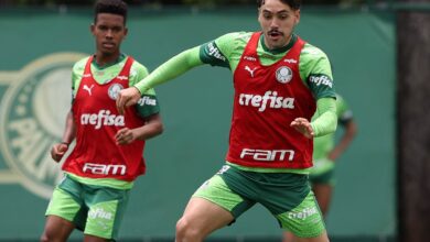 Estêvão e Mauricio durante treinamento na Academia de Futebol se preparam para pegar o Cruzeiro - Crédito: Cesar Greco/Palmeiras/by Canon