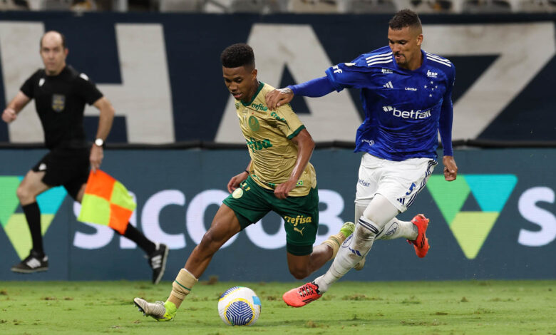 Estêvão brilha, Palmeiras conquista mais três pontos e taça será definida domingo (08) - Crédito: Cesar Greco/Palmeiras/by Canon
